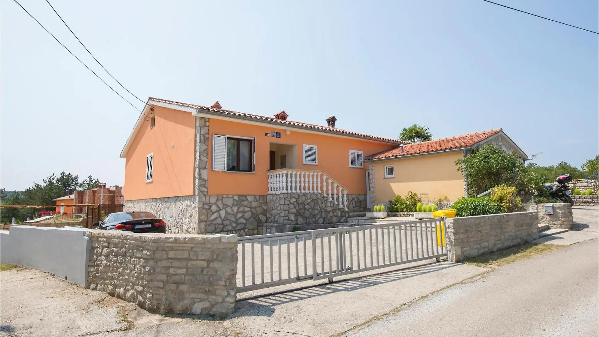 3 Bedroom Awesome Home In Labin